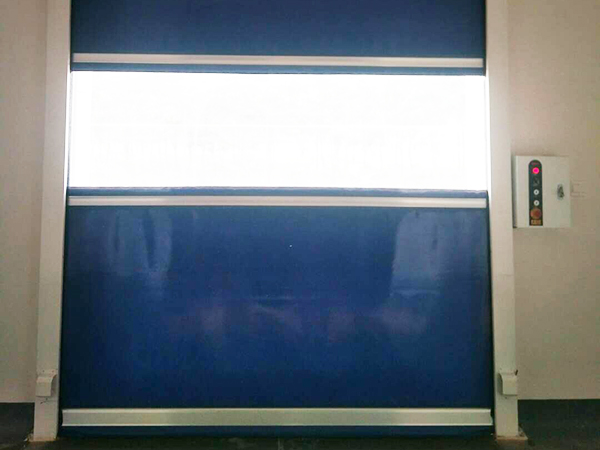 電動門